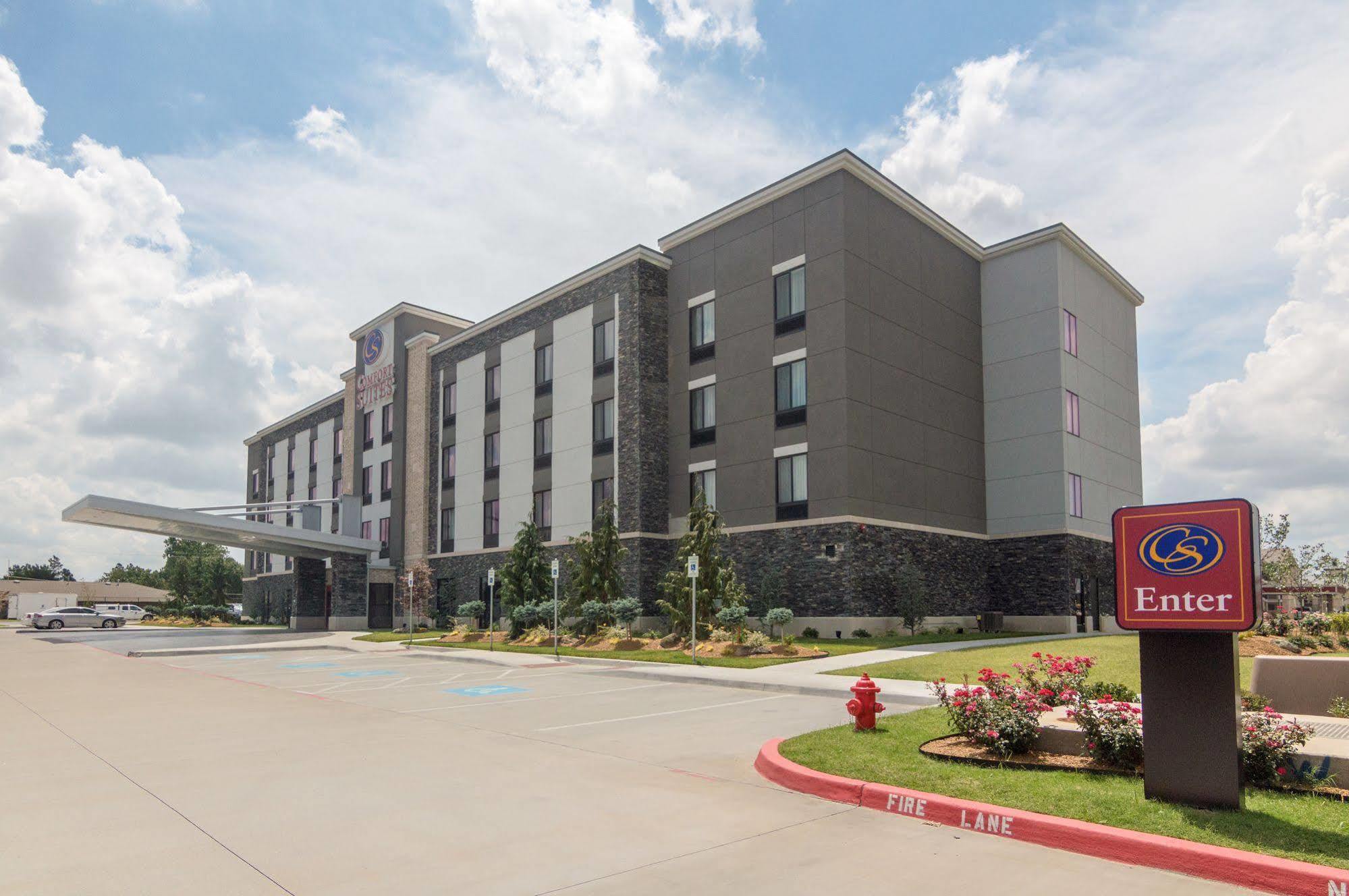 Comfort Suites Meridian And I-40 Oklahoma City Exterior photo